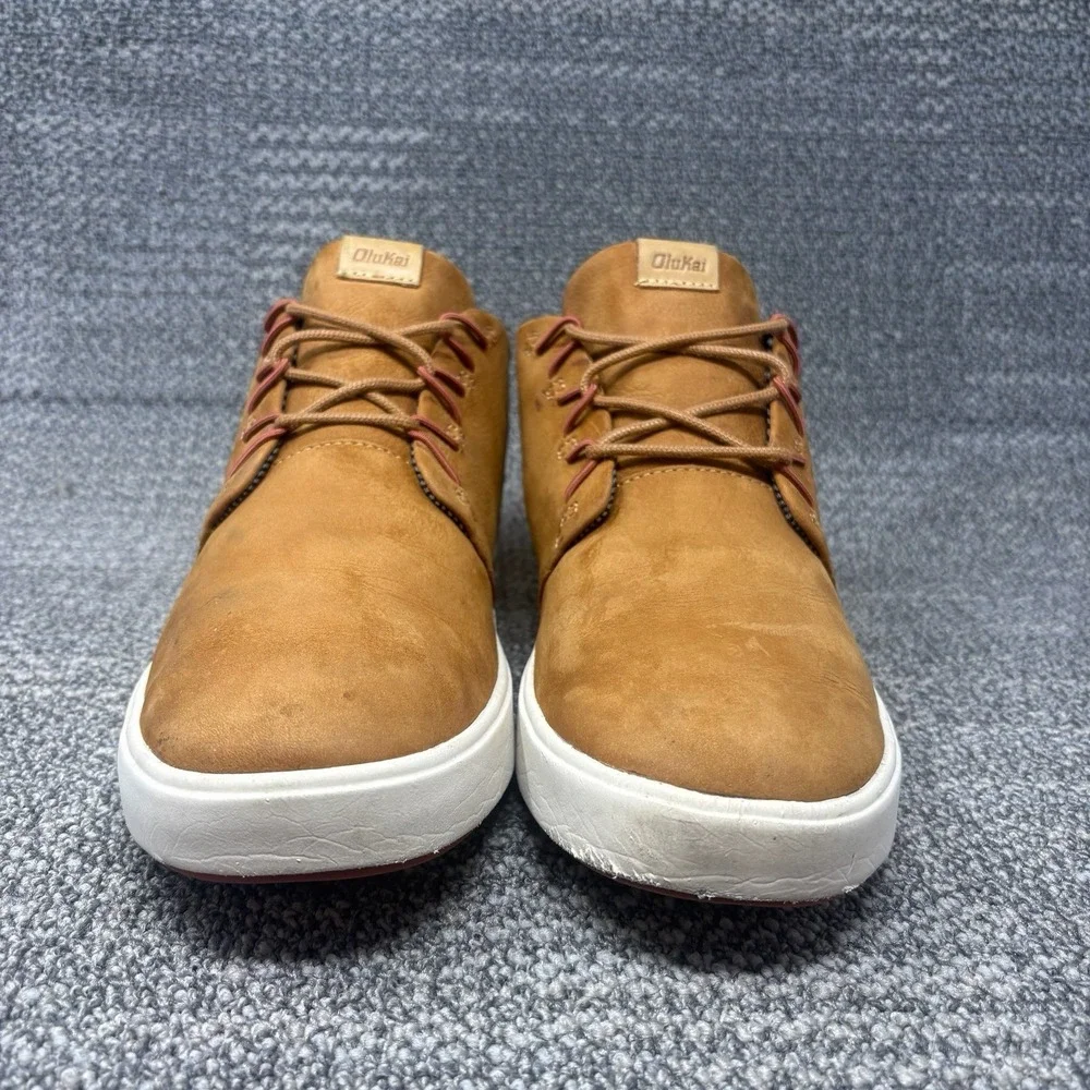 OluKai Men's Size 10 Nana Hele Natural Tan Suede Leather Chukka Boots 10449-8787